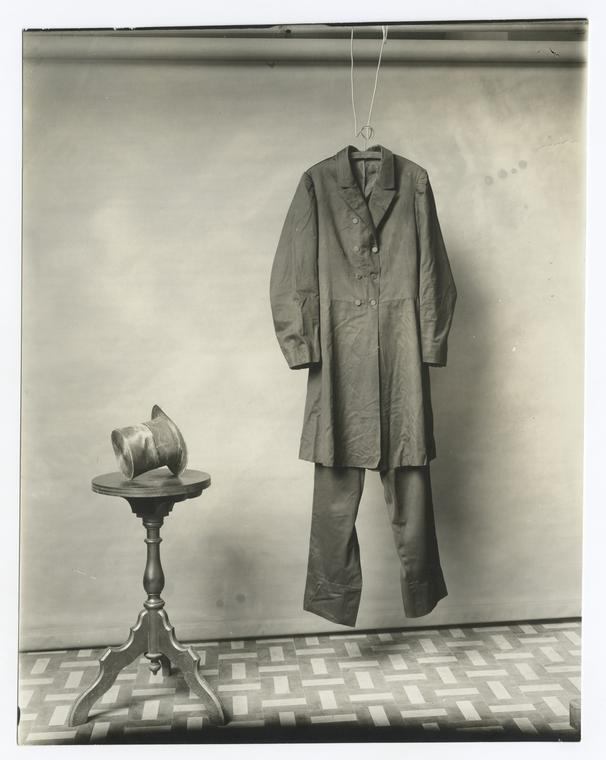 * Image 9