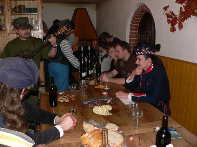 * Image 32