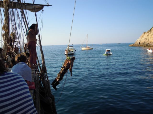 * Image 123