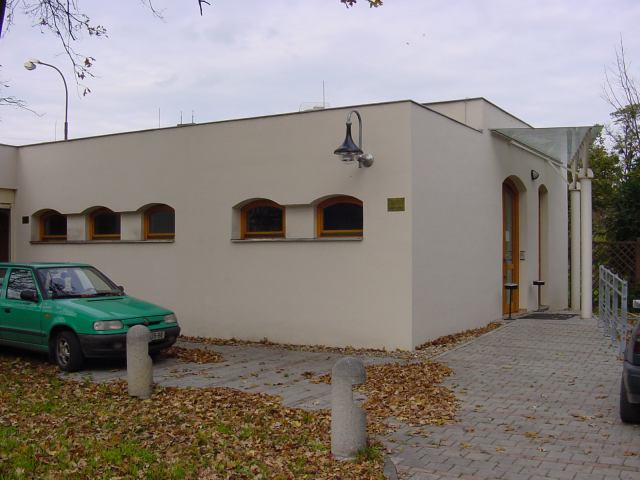 * Image 79