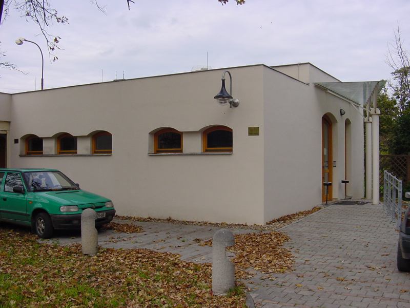 * Image 79