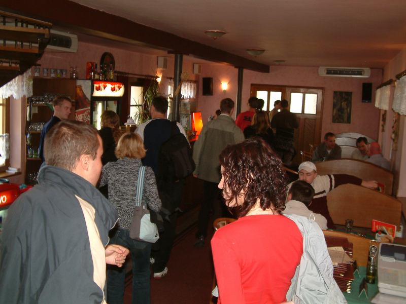 * Image 32