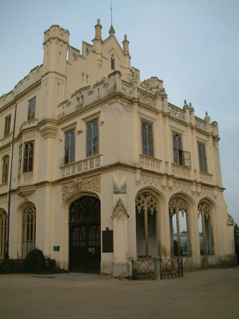 * Image 23
