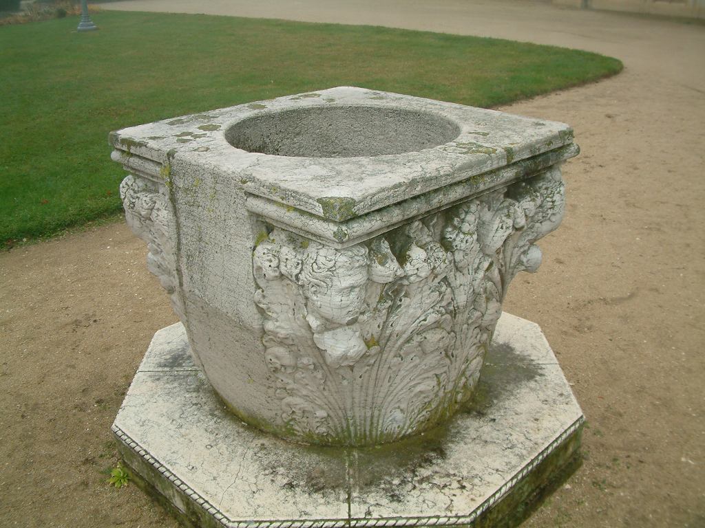 * Image 128