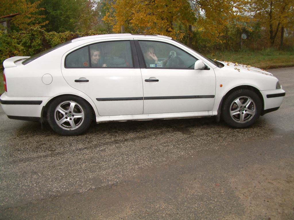 * Image 30