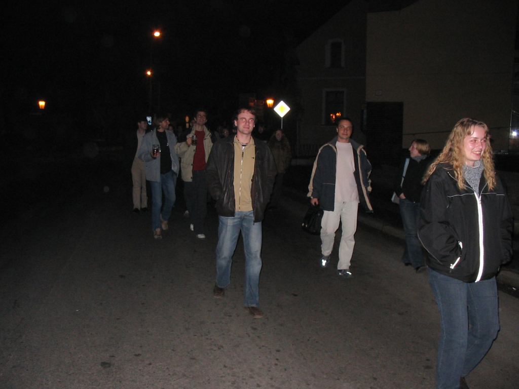 * Image 32