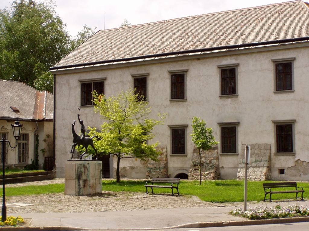 * Image 23