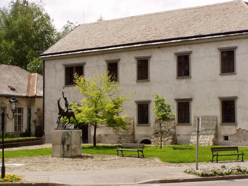 * Image 23