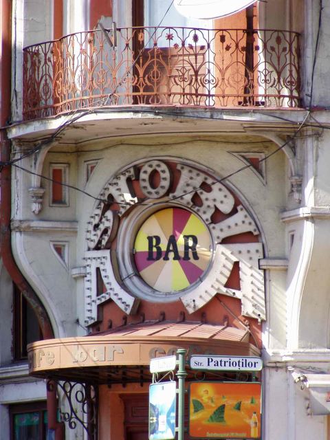 * Image 28