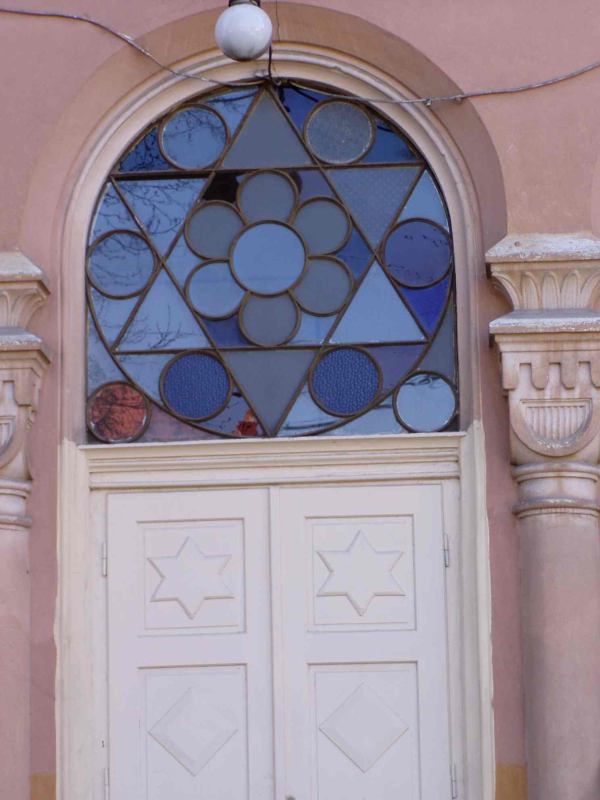 * Image 15