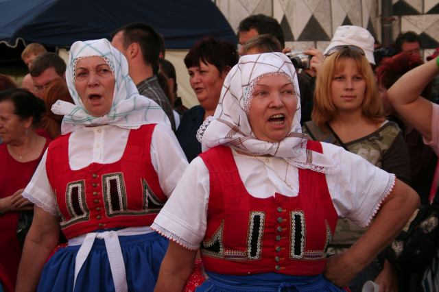 * Image 16