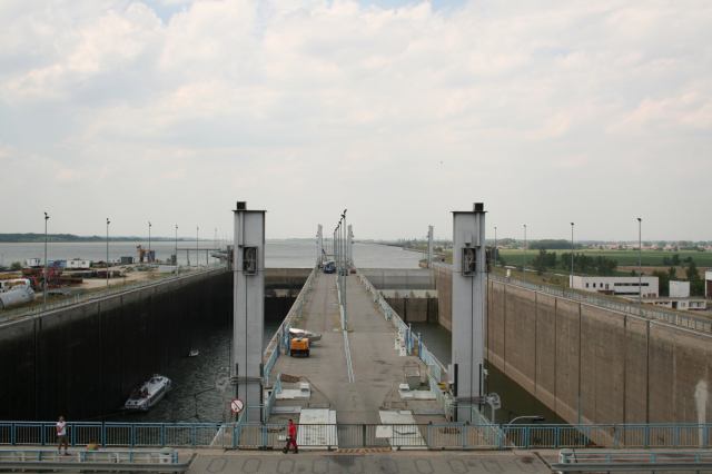 * Image 3
